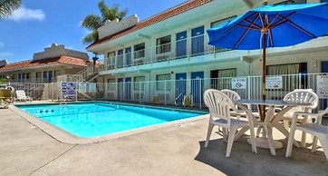 Motel 6 Carlsbad, CA - East