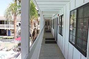 Motel 6 Coalinga, CA - East
