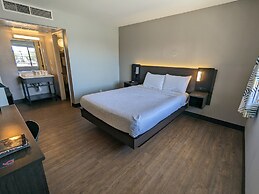 Motel 6 Kingman, AZ - Route 66 East