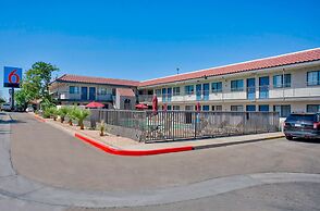 Motel 6 Kingman, AZ - Route 66 East