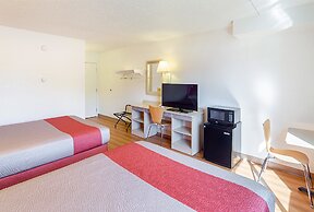 Motel 6 Spokane, WA - East