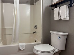 Motel 6 Simi Valley, CA