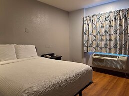 Motel 6 Simi Valley, CA