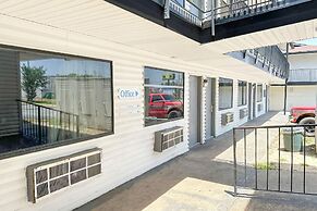 Luxury Inn by OYO Albany