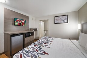 Red Roof Inn San Antonio E - Frost Bank Center