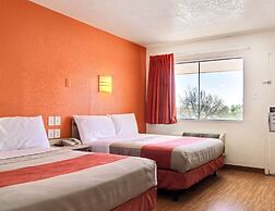 Motel 6 Owensboro, KY