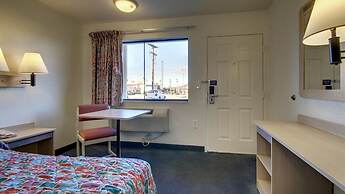 Motel 6 Owensboro, KY