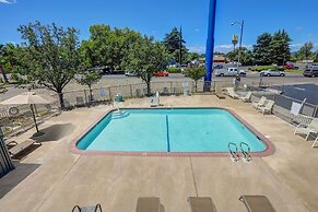 Motel 6 Red Bluff, CA