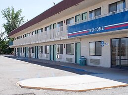 Motel 6 Green River, UT