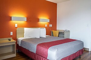 Motel 6 Kalispell, MT