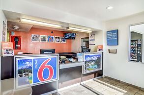 Motel 6 Fort Collins, CO