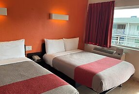 Motel 6 Fort Collins, CO