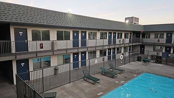 Motel 6 Blythe, CA