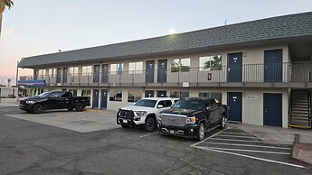 Motel 6 Blythe, CA