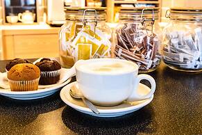 Holiday Inn Express Portsmouth - Gunwharf Quays by IHG