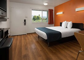 Motel 6 Carpinteria, CA - Santa Barbara - North