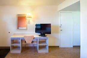 Motel 6 Pendleton, OR
