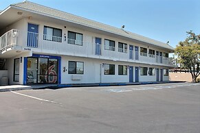 Motel 6 Atascadero, CA