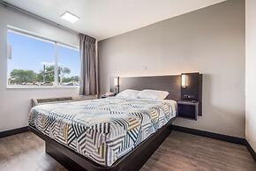 Motel 6 College Station, TX - Bryan