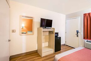 Motel 6 Williams, CA