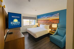Days Inn by Wyndham Rock Springs