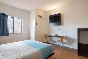 Motel 6 Page, AZ