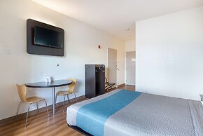 Motel 6 Page, AZ