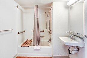 Motel 6 Medford, OR - North