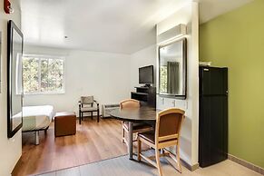 Studio 6 East Brunswick, NJ - NYC Area