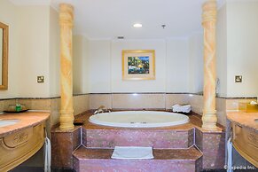 Sheraton Hanoi Hotel