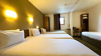Hotel Kyriad Le Bourget Centre-Parc des Expositions