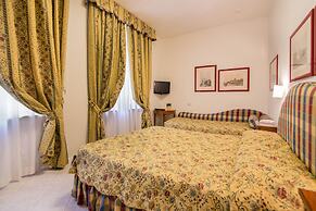 Hotel Italia