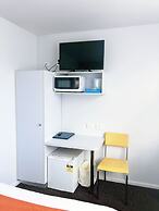 Waterfront Lodge Motel