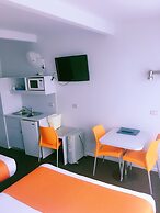 Waterfront Lodge Motel