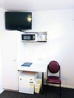 Waterfront Lodge Motel