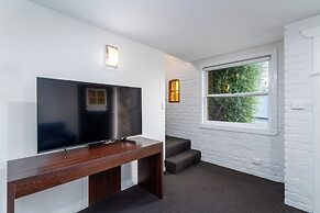 Leisure Inn Penny Royal Hotel & Apartments