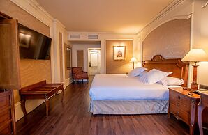 Hotel Sevilla Center