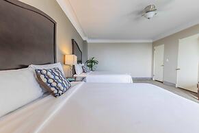 Prince Arthur Waterfront Hotel & Suites