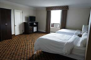 Prince Arthur Waterfront Hotel & Suites