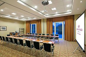 Crowne Plaza Brussels Airport by IHG