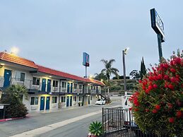 Motel 6 La Mesa, CA - San Diego