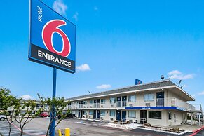 Motel 6 Irving, TX - Dallas