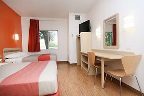 Motel 6 Colchester, VT - Burlington
