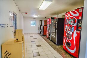 Motel 6 Huntsville, TX