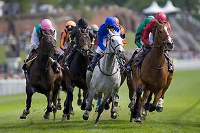 Holiday Inn Express Chester - Racecourse by IHG