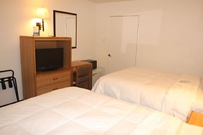 Days Inn & Suites by Wyndham Needles