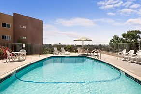 Days Inn by Wyndham Oceanside