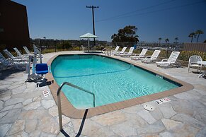 Days Inn by Wyndham Oceanside