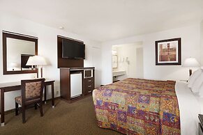 Days Inn by Wyndham Oceanside