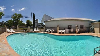 Days Inn by Wyndham Panama City/Callaway